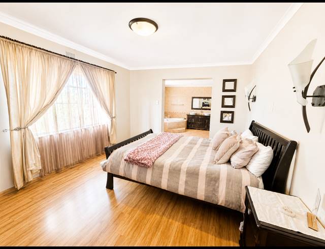 4 BEDROOM FREEHOLD FOR SALE IN MEYERTON CENTRAL